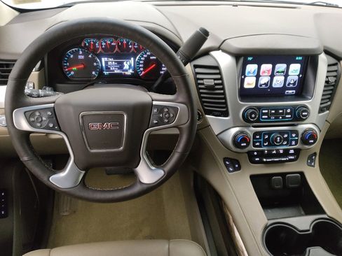 Used 2017 GMC Yukon SLT AWD/4WD image 22