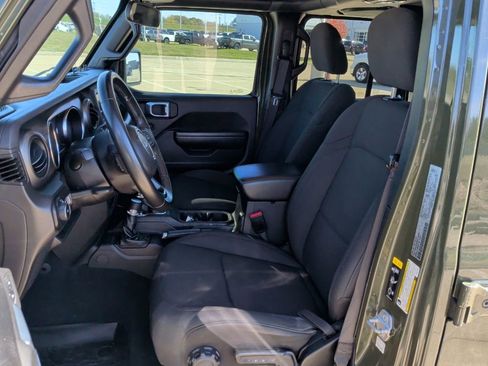 Used 2022 Jeep Wrangler Unlimited Willys image 12