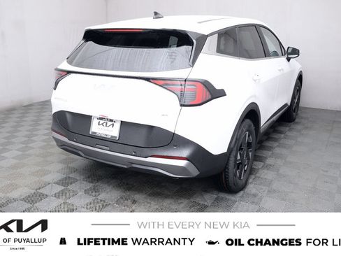 New 2026 Kia Sportage LX w/ LX Convenience Package AWD/4WD image 5