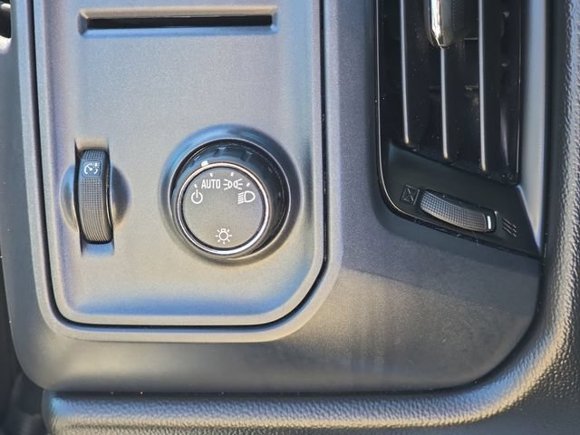 Used 2017 GMC Sierra 1500 2WD Regular Cab image 16