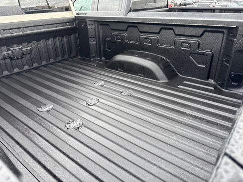 New 2026 Chevrolet Silverado 2500 ZR2 w/ ZR2 Bison Edition AWD/4WD image 5