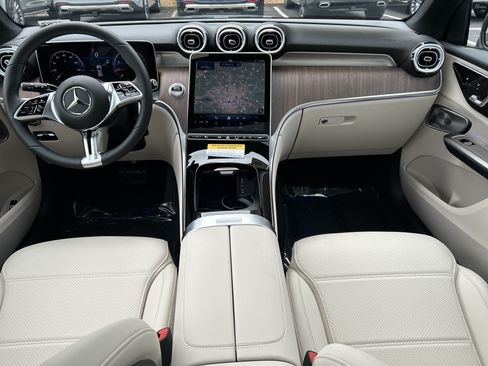 New 2026 Mercedes-Benz GLC 300 image 24