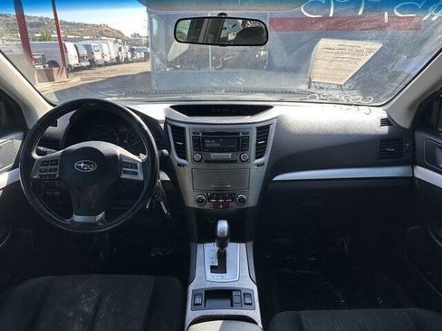 Used 2013 Subaru Outback 2.5i Premium w/ All-Weather Pkg image 18