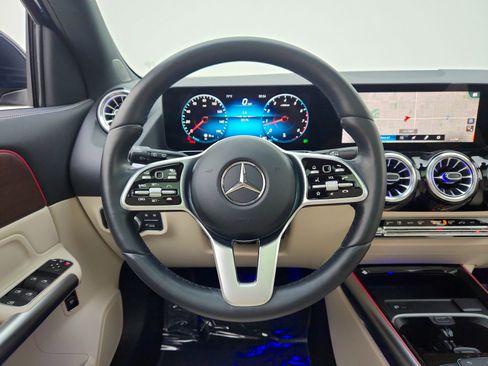 Certified 2023 Mercedes-Benz GLA 250 4MATIC image 23