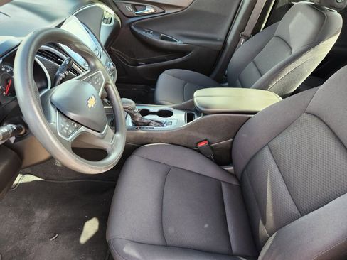 Used 2023 Chevrolet Malibu LT image 8