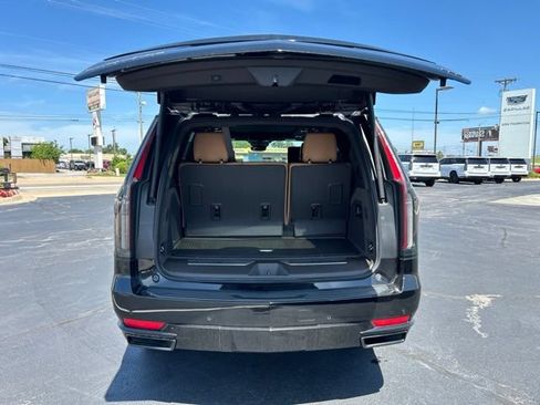 Certified 2024 Cadillac Escalade Sport w/ Touring Package AWD/4WD image 8