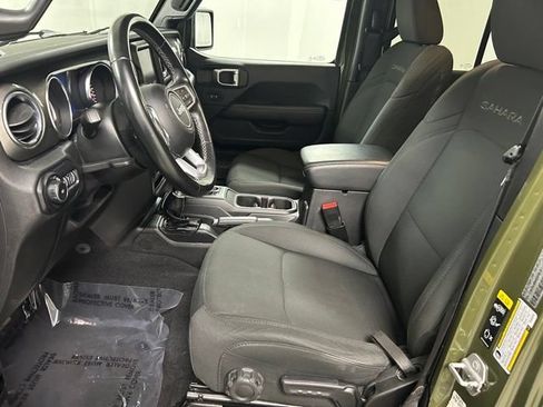 Used 2021 Jeep Wrangler Unlimited Sahara w/ Uconnect 4C Nav & Sound Group AWD/4WD image 12