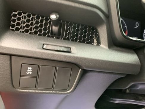 Used 2023 Honda CR-V EX image 11