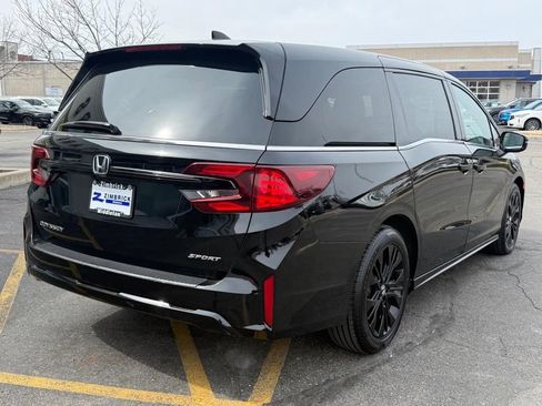Used 2025 Honda Odyssey Sport-L image 3