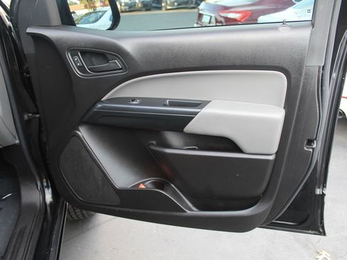 Used 2019 GMC Canyon 2WD Crew Cab image 18