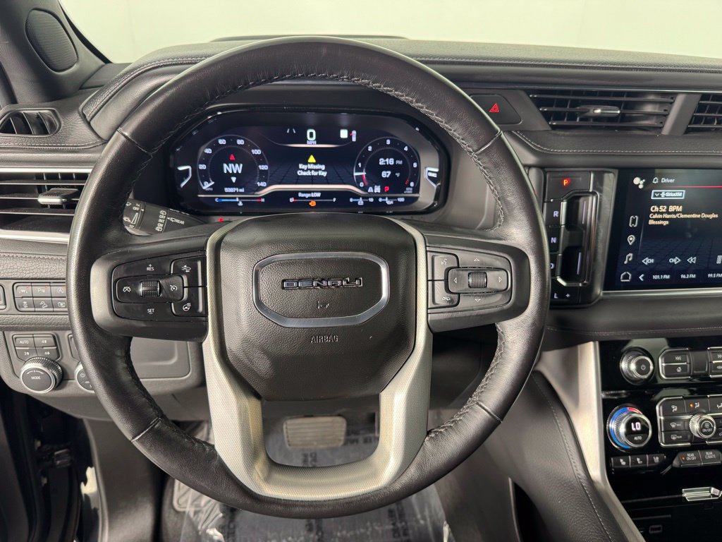 Used 2022 GMC Yukon Denali AWD/4WD image 17