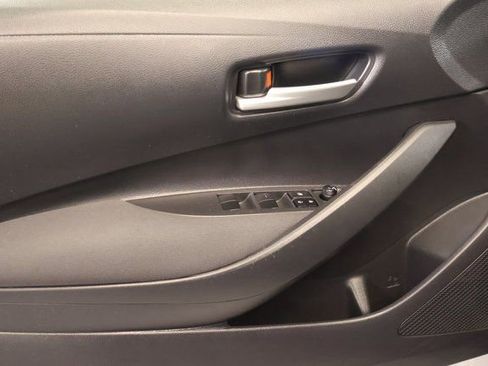 Used 2020 Toyota Corolla LE image 10