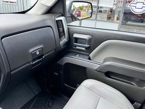 Used 2018 Chevrolet Silverado 1500 LTZ Z71 w/ Centennial Edition image 18