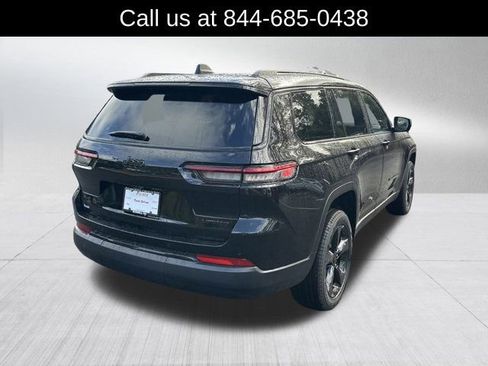 New 2025 Jeep Grand Cherokee L Limited w/ Black Appearance Package image 5