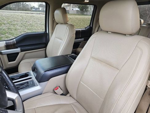 Used 2016 Ford F150 Lariat w/ Equipment Group 502A Luxury image 13