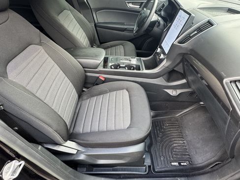 Used 2022 Ford Edge SE w/ Black Appearance Package AWD/4WD image 14