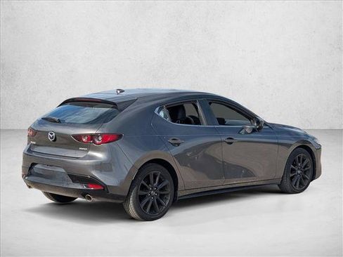 Used 2019 MAZDA MAZDA3 Hatchback w/ Preferred Package image 5