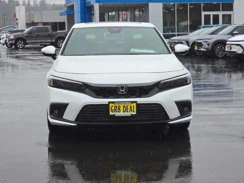 Used 2023 Honda Civic Sport Touring image 3