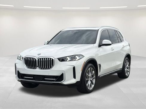 Used 2024 BMW X5 xDrive40i w/ Premium Package AWD/4WD image 1