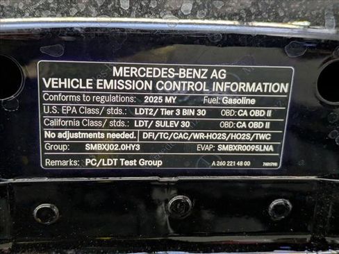New 2025 Mercedes-Benz GLB 250 4MATIC image 18