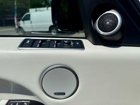 Used 2017 Land Rover Range Rover LWB SV Autobiography AWD/4WD image 17