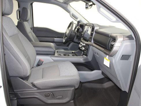 New 2026 Ford F150 XLT w/ Equipment Group 302A MID AWD/4WD image 29