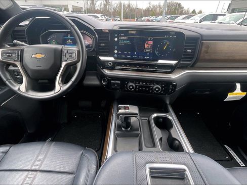Used 2022 Chevrolet Silverado 1500 High Country image 16