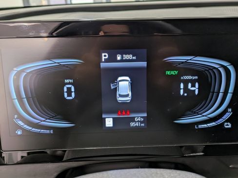 Certified 2024 Kia Sportage LX image 14