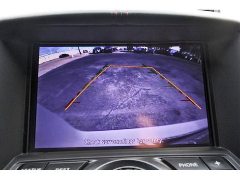 Used 2017 Nissan 370Z NISMO image 17