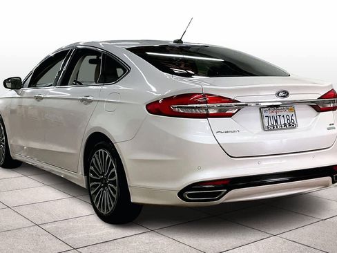 Used 2017 Ford Fusion SE image 14