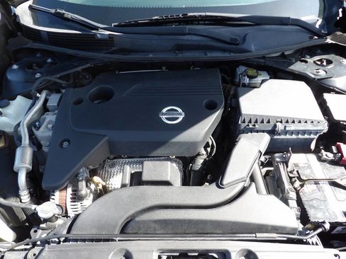 Used 2013 Nissan Altima 2.5 SL w/ Technology Pkg image 37