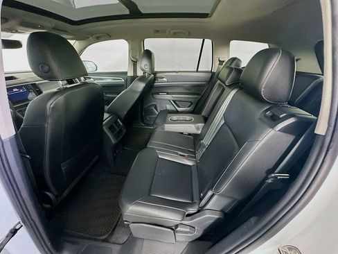 Used 2021 Volkswagen Atlas SE AWD/4WD image 32