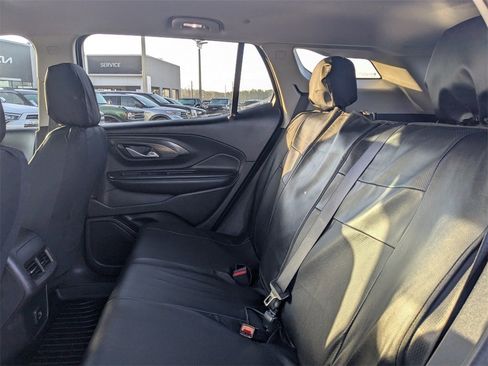 Used 2024 GMC Terrain SLE image 13