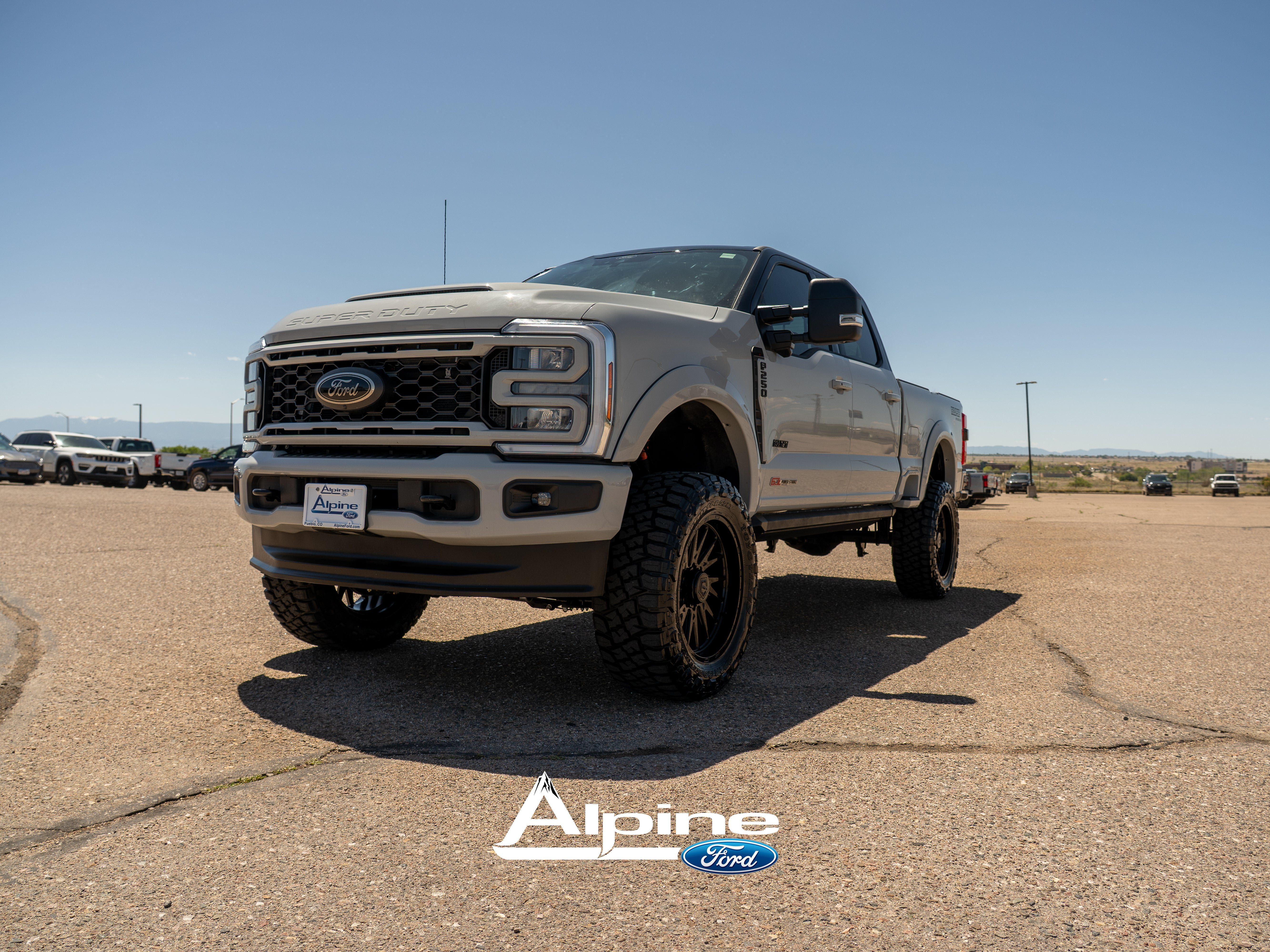 Used 2026 Ford F250 XLT w/ XLT Premium Package AWD/4WD image 1