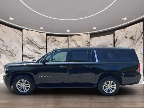 Used 2018 Chevrolet Suburban LT AWD/4WD image 8