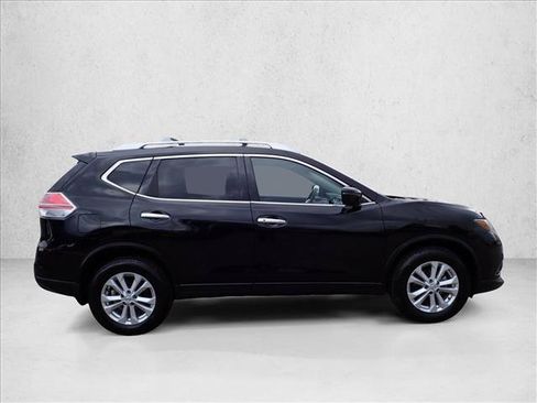 Used 2016 Nissan Rogue SV AWD/4WD image 5