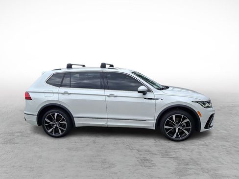 Used 2024 Volkswagen Tiguan SEL R-Line AWD/4WD image 6