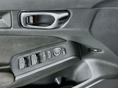 Used 2025 Honda Civic Sport image 15