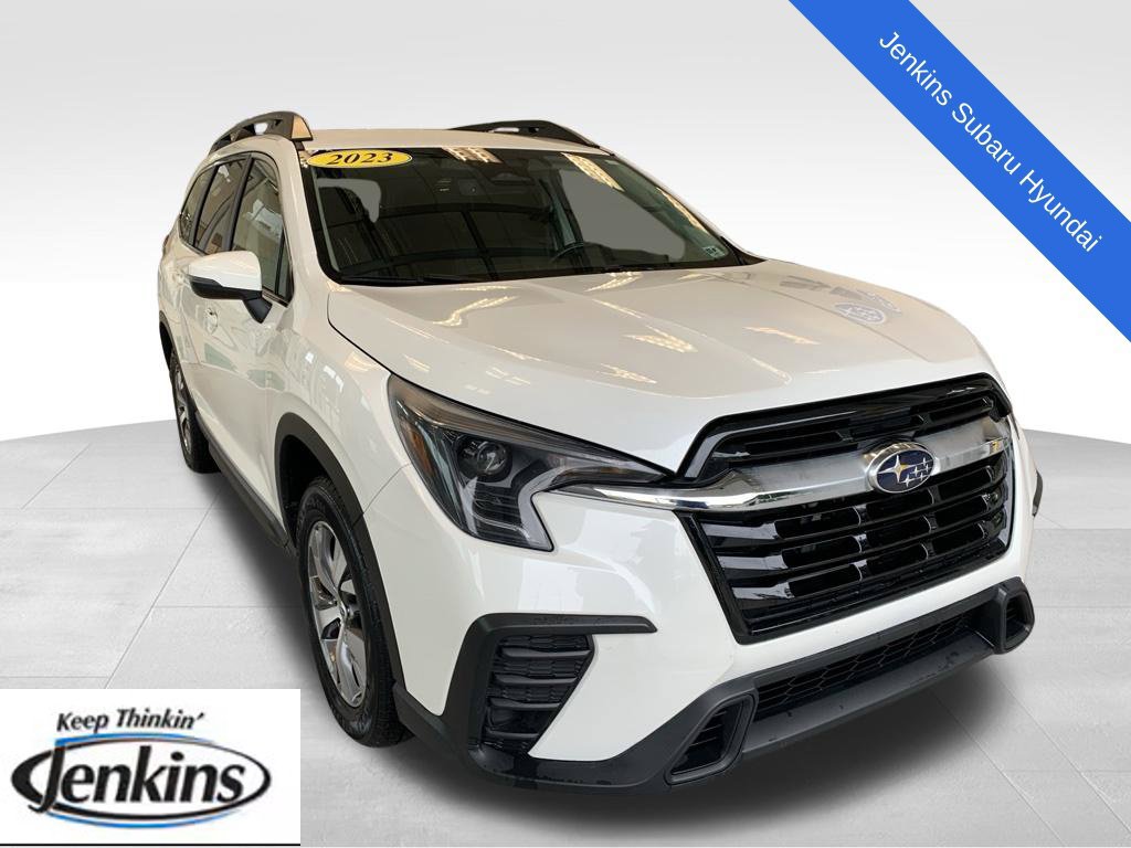Used 2023 Subaru Ascent Premium w/ Convenience Package AWD/4WD image 1