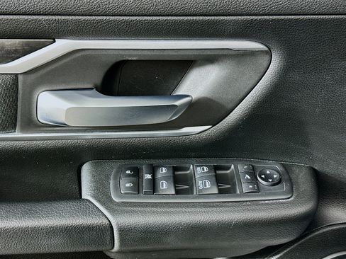 Used 2021 RAM 1500 Big Horn image 15