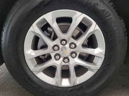 Used 2019 Chevrolet Traverse LT AWD/4WD image 31