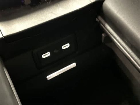 Used 2024 Mercedes-Benz C 300 Sedan image 26