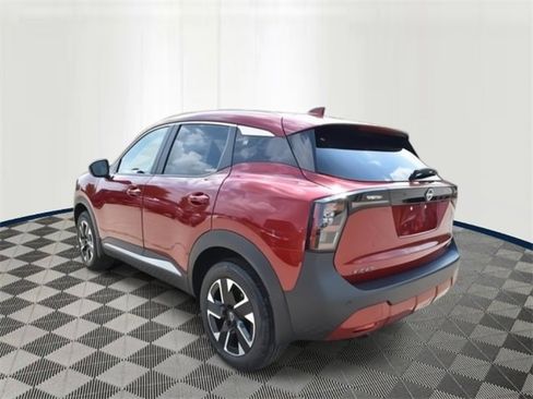 New 2025 Nissan Kicks SV w/ SV Premium Package image 4