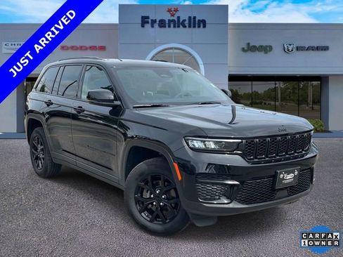 Certified 2024 Jeep Grand Cherokee Altitude AWD/4WD image 1