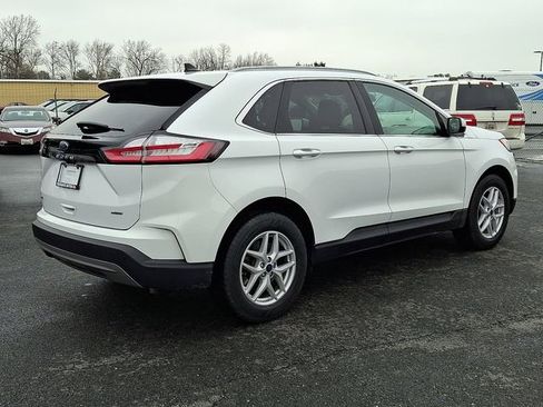 Used 2022 Ford Edge SEL w/ Convenience Package image 6