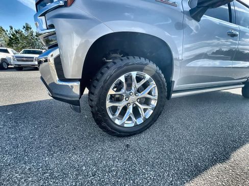 Used 2019 Chevrolet Silverado 1500 LTZ w/ LTZ Premium Package image 34