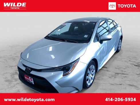 Certified 2025 Toyota Corolla LE image 1