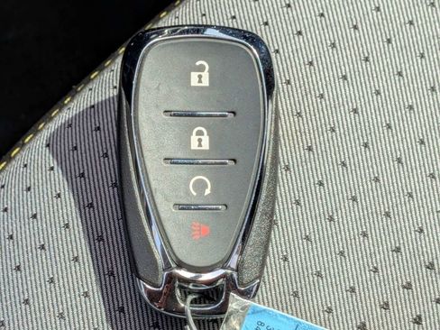 Used 2024 Chevrolet Trax LT w/ Driver Confidence Package image 30