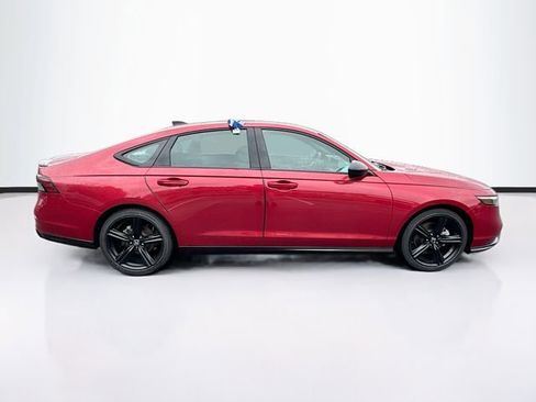 Used 2023 Honda Accord Sport image 9