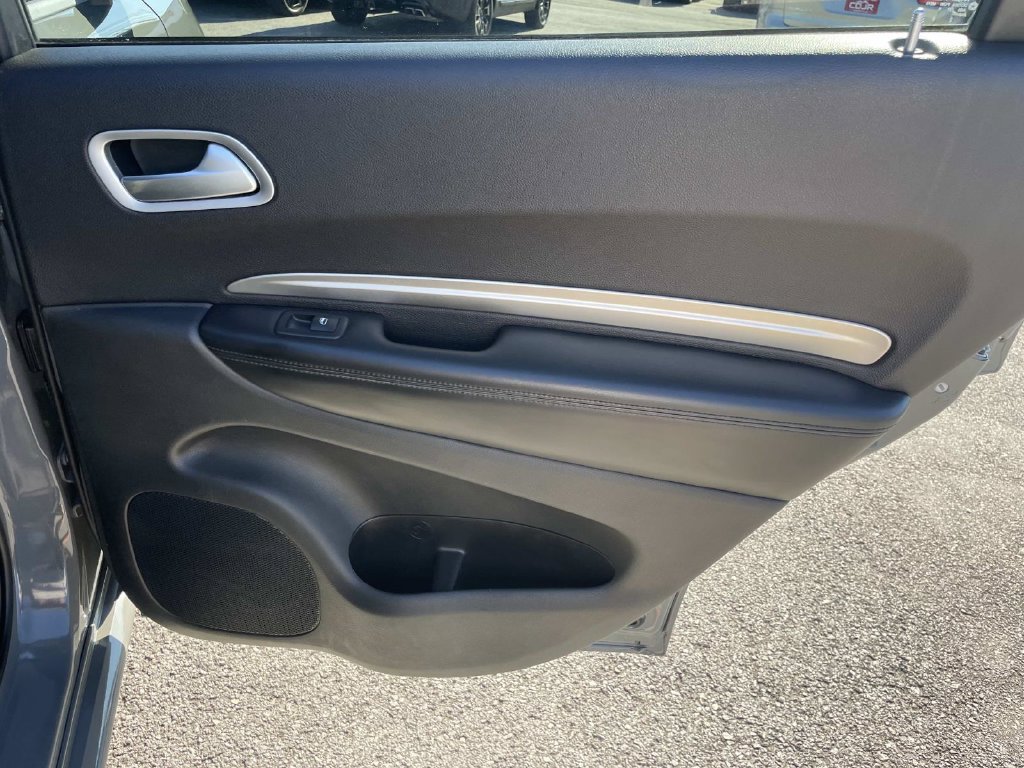 Used 2020 Dodge Durango SXT RWD image 22